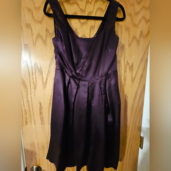 Banana Republic 100% Silk Dress Sleeveless Eggplant Color Lined Size 10 - Picture 13 of 13